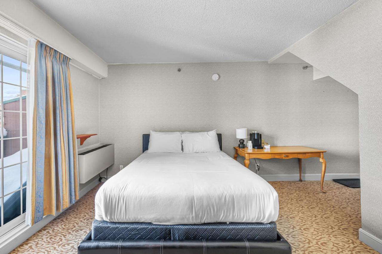 Le Domaine Chambre D'Hotel A Saint-Sauveur-des-Monts Екстериор снимка